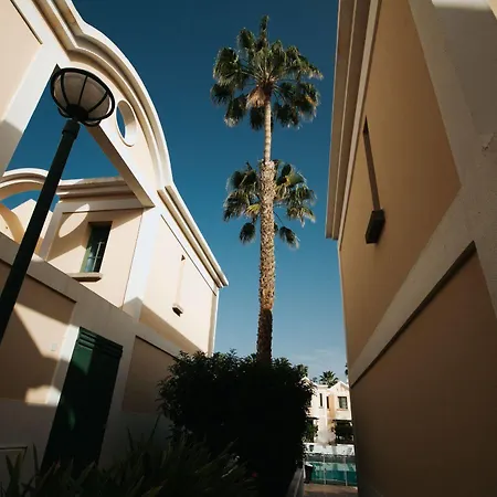 Servatur Sun's Gardens Apartamento *